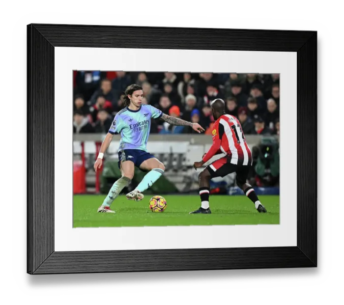 Framed Print : Brentford FC v Arsenal FC - Premier League