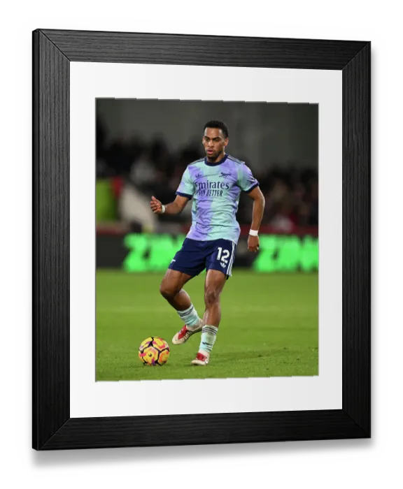 Framed Print : Brentford FC v Arsenal FC - Premier League
