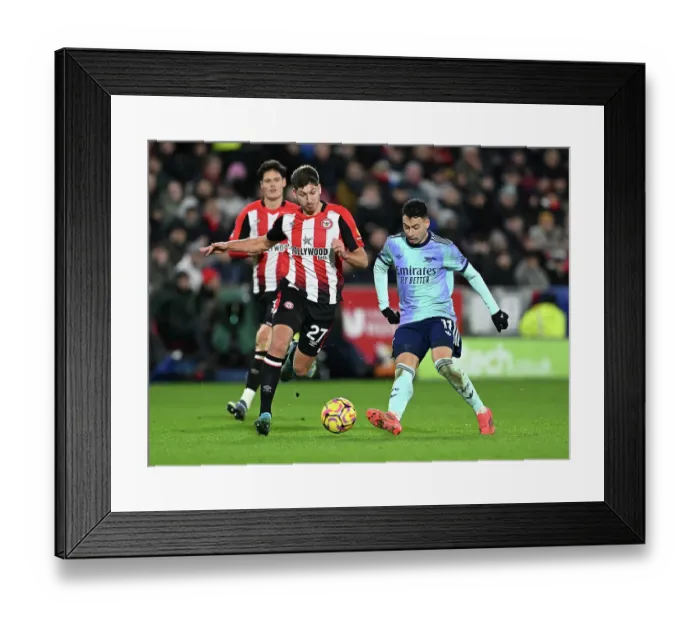 Framed Print : Brentford FC v Arsenal FC - Premier League