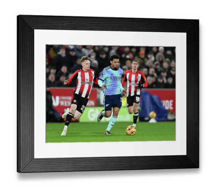 Framed Print : Brentford FC v Arsenal FC - Premier League