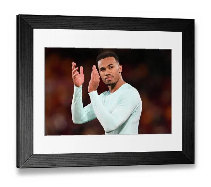 Framed Print : Brentford FC v Arsenal FC - Premier League