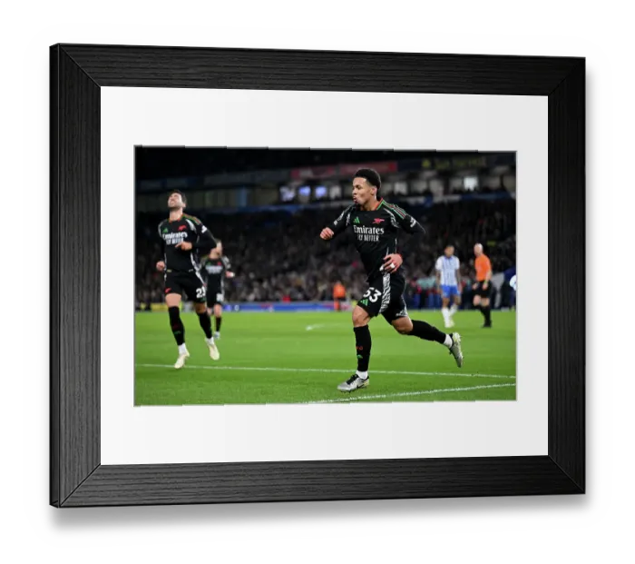 Framed Print : Brighton & Hove Albion FC v Arsenal FC - Premier League Brighton & Hove Albion FC v Arsenal FC - Premier League