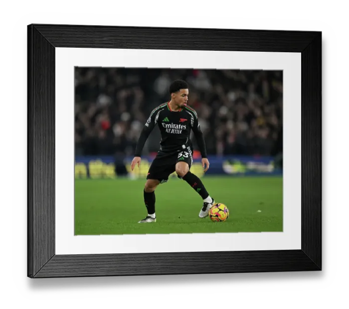 Framed Print : Brighton & Hove Albion FC v Arsenal FC - Premier League Brighton & Hove Albion FC v Arsenal FC - Premier League Framed Print : Brighton & Hove Albion FC v Arsenal FC - Premier League Brighton & Hove Albion FC v Arsenal FC - Premier League