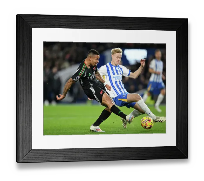 Framed Print : Brighton & Hove Albion FC v Arsenal FC - Premier League Framed Print : Brighton & Hove Albion FC v Arsenal FC - Premier League