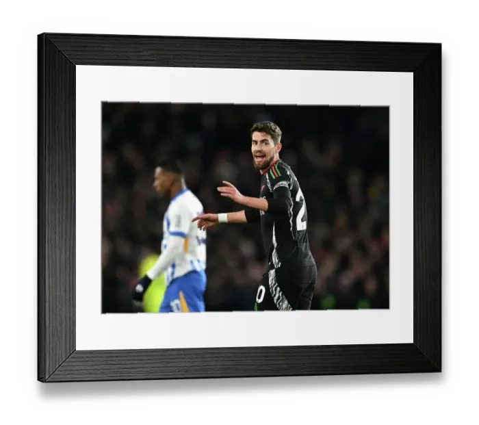 Framed Print : Brighton & Hove Albion FC v Arsenal FC - Premier League Framed Print : Brighton & Hove Albion FC v Arsenal FC - Premier League