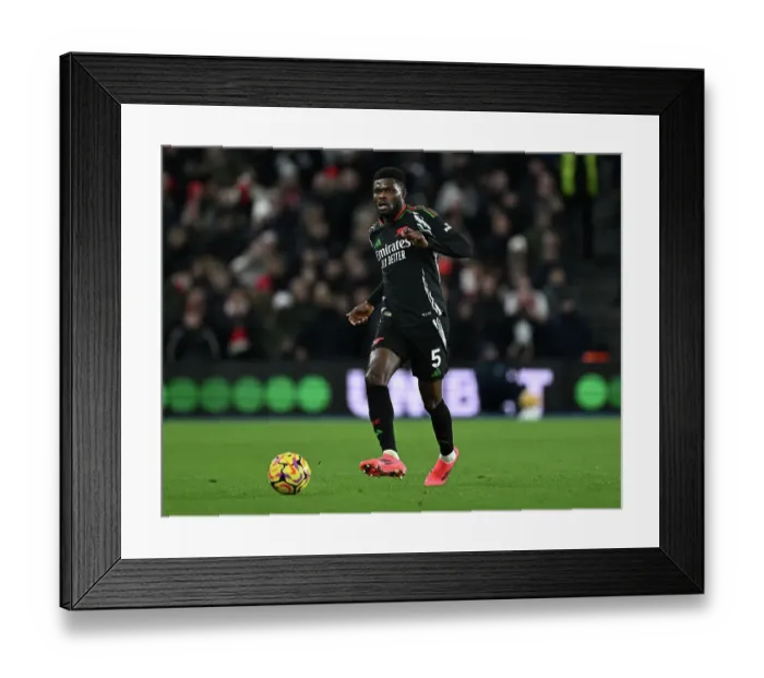 Framed Print : Brighton & Hove Albion FC v Arsenal FC - Premier League Brighton & Hove Albion FC v Arsenal FC - Premier League