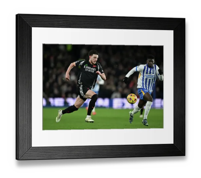 Framed Print : Brighton & Hove Albion FC v Arsenal FC - Premier League