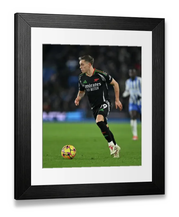 Framed Print : Brighton & Hove Albion FC v Arsenal FC - Premier League Brighton & Hove Albion FC v Arsenal FC - Premier League