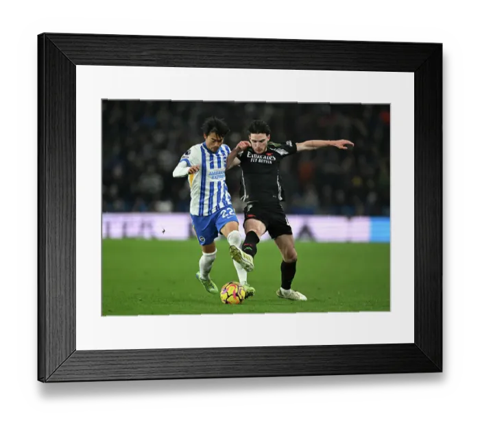 Framed Print : Brighton & Hove Albion FC v Arsenal FC - Premier League