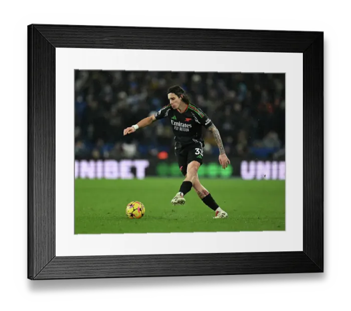 Framed Print : Brighton & Hove Albion FC v Arsenal FC - Premier League Brighton & Hove Albion FC v Arsenal FC - Premier League