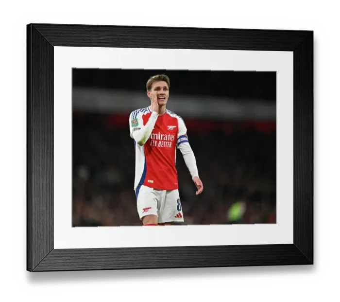 Framed Print : Arsenal v Newcastle United - Carabao Cup Semi Final First Leg