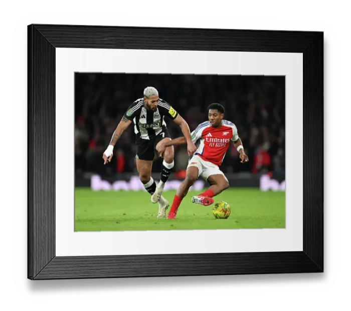 Framed Print : Arsenal v Newcastle United - Carabao Cup Semi Final First Leg Framed Print : Arsenal v Newcastle United - Carabao Cup Semi Final First Leg