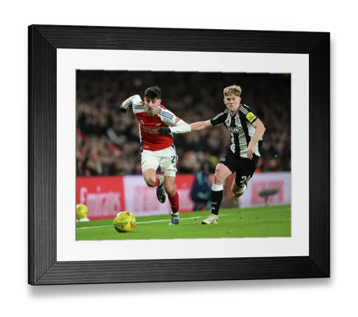 Framed Print : Arsenal v Newcastle United - Carabao Cup Semi Final First Leg
