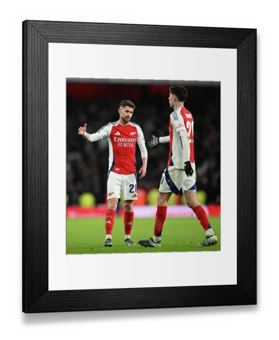 Framed Print : Arsenal v Newcastle United - Carabao Cup Semi Final First Leg Framed Print : Arsenal v Newcastle United - Carabao Cup Semi Final First Leg