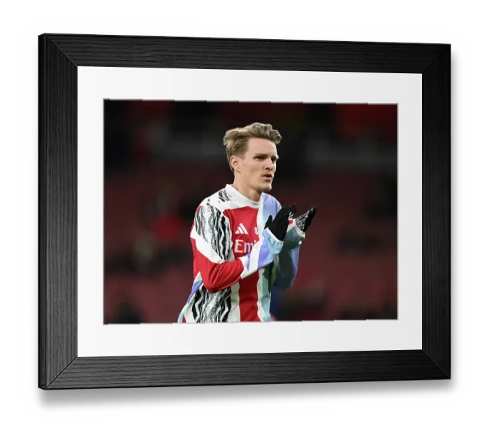 Framed Print : Arsenal v Newcastle United - Carabao Cup Semi Final First Leg