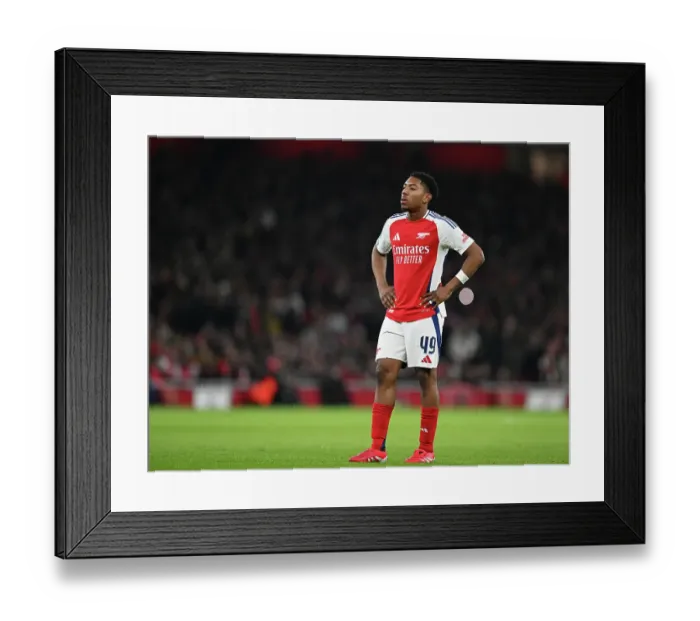 Framed Print : Arsenal v Newcastle United - Carabao Cup Semi Final First Leg