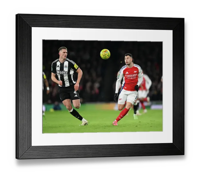 Framed Print : Arsenal v Newcastle United - Carabao Cup Semi Final First Leg Framed Print : Arsenal v Newcastle United - Carabao Cup Semi Final First Leg