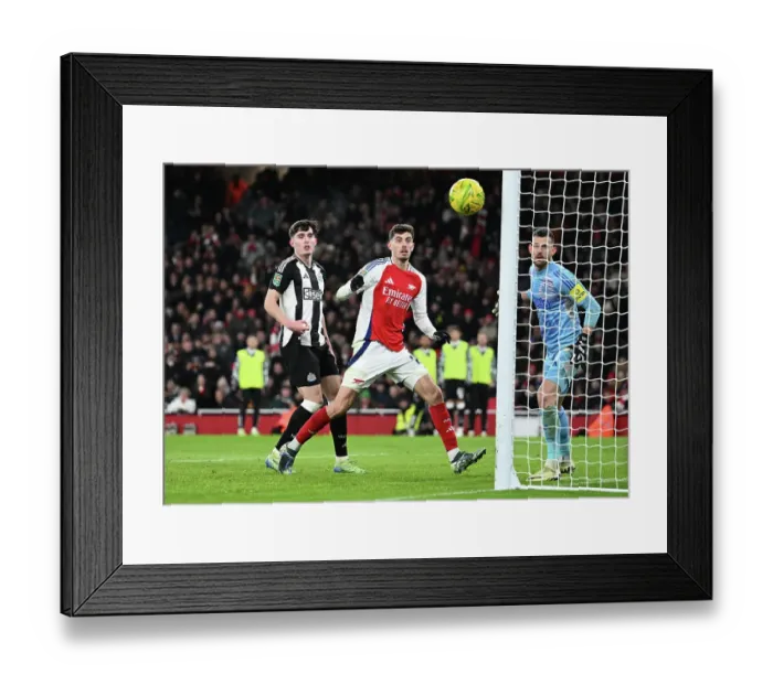Framed Print : Arsenal v Newcastle United - Carabao Cup Semi Final First Leg Framed Print : Arsenal v Newcastle United - Carabao Cup Semi Final First Leg