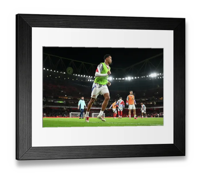 Framed Print : Arsenal v Newcastle United - Carabao Cup Semi Final First Leg Framed Print : Arsenal v Newcastle United - Carabao Cup Semi Final First Leg