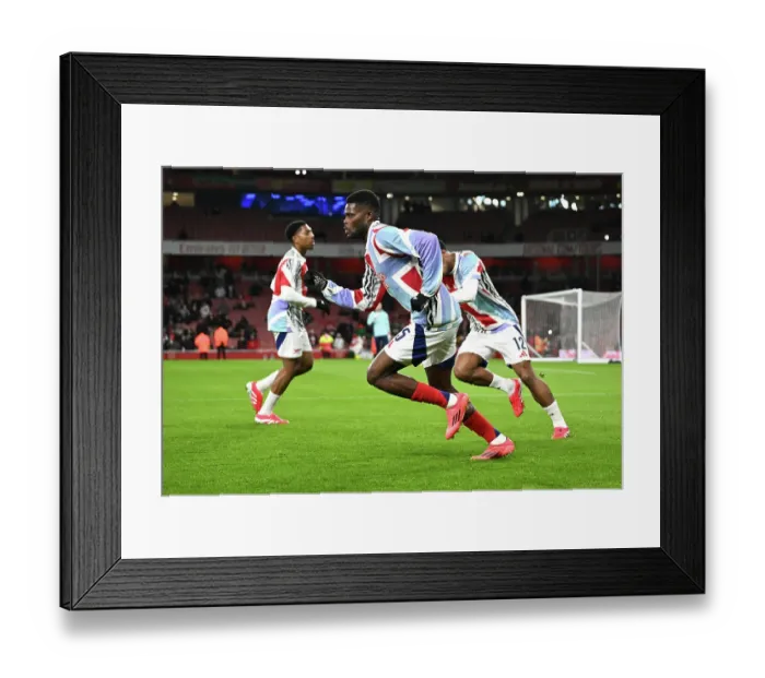 Framed Print : Arsenal v Newcastle United - Carabao Cup Semi Final First Leg Framed Print : Arsenal v Newcastle United - Carabao Cup Semi Final First Leg