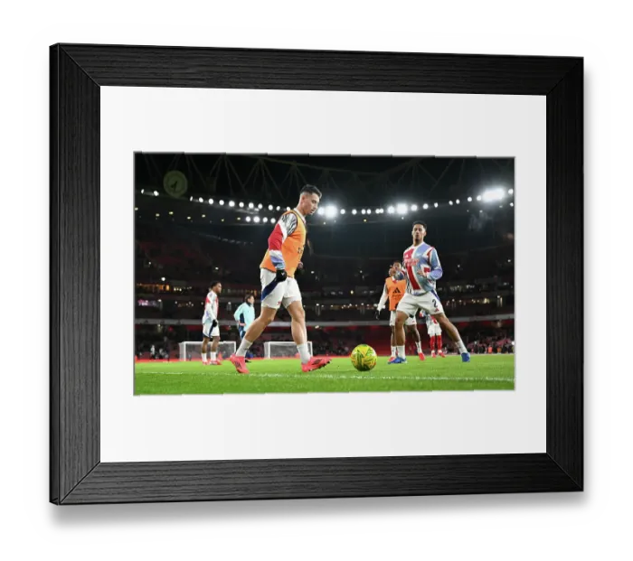 Framed Print : Arsenal v Newcastle United - Carabao Cup Semi Final First Leg Framed Print : Arsenal v Newcastle United - Carabao Cup Semi Final First Leg