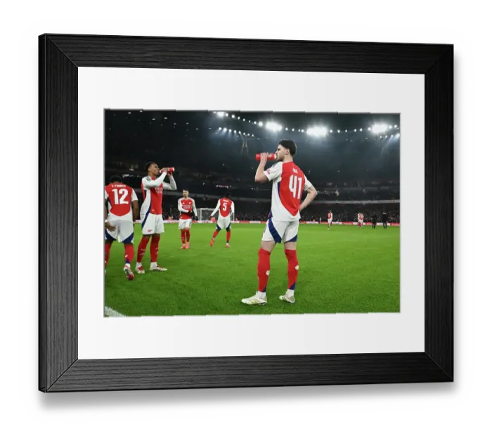 Framed Print : Arsenal v Newcastle United - Carabao Cup Semi Final First Leg Framed Print : Arsenal v Newcastle United - Carabao Cup Semi Final First Leg