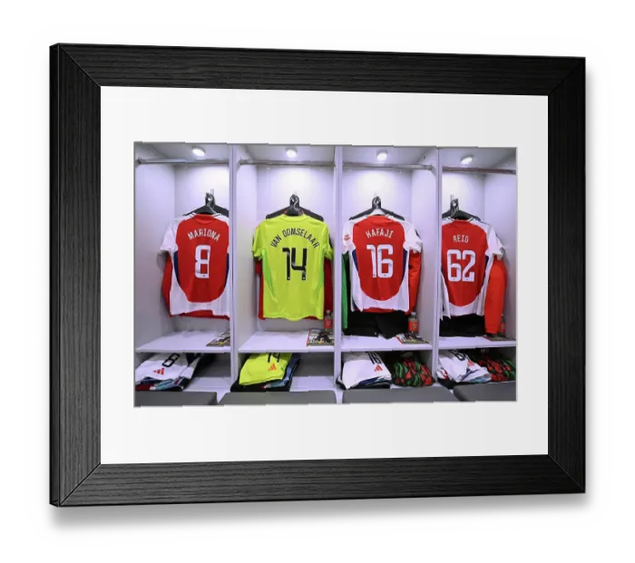 Framed Print : Arsenal FC v Crystal Palace - Barclays Women's Super League Framed Print : Arsenal FC v Crystal Palace - Barclays Women's Super League