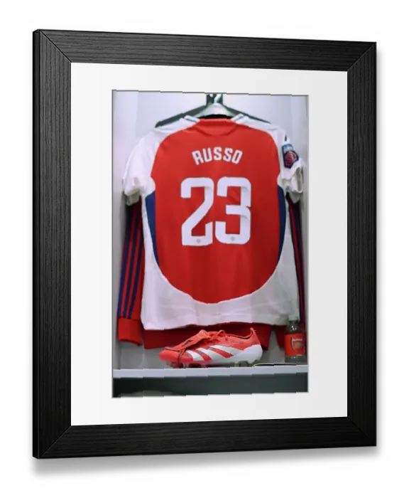 Framed Print : Arsenal FC v Crystal Palace - Barclays Women's Super League Framed Print : Arsenal FC v Crystal Palace - Barclays Women's Super League