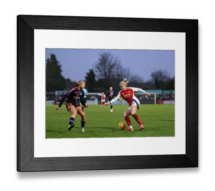 Framed Print : Arsenal FC v Crystal Palace - Barclays Women's Super League