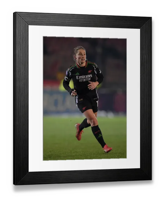 Framed Print : Brighton & Hove Albion v Arsenal - Subway Women's League Cup Brighton & Hove Albion v Arsenal - Subway Women's League Cup
