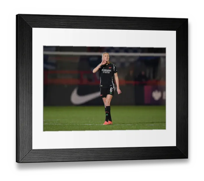 Framed Print : Brighton & Hove Albion v Arsenal - Subway Women's League Cup Brighton & Hove Albion v Arsenal - Subway Women's League Cup