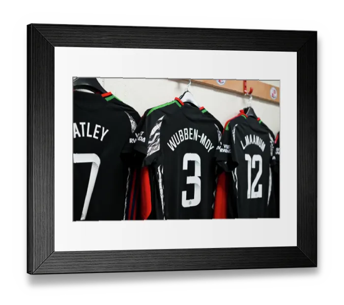 Framed Print : Brighton & Hove Albion v Arsenal - Subway Women's League Cup Brighton & Hove Albion v Arsenal - Subway Women's League Cup