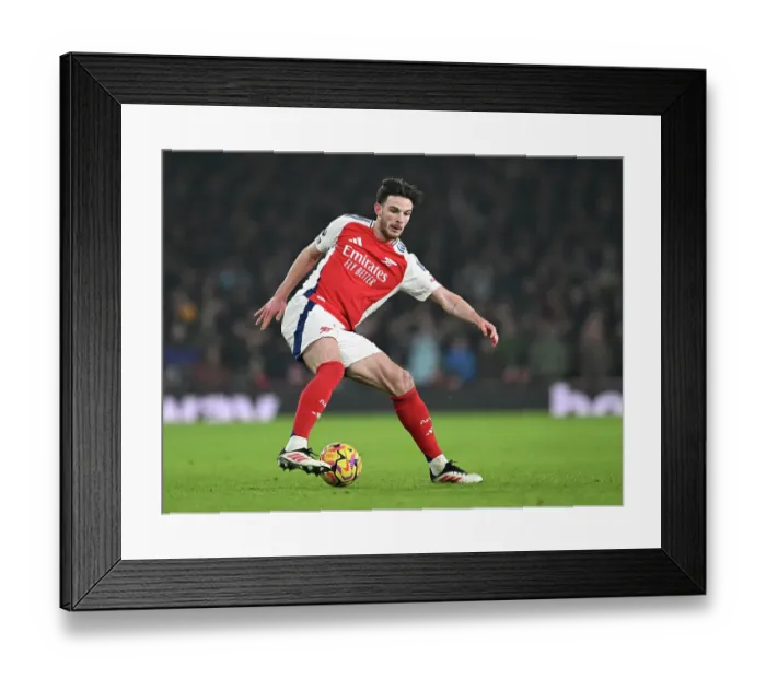 Framed Print : Arsenal FC v Aston Villa FC - Premier League