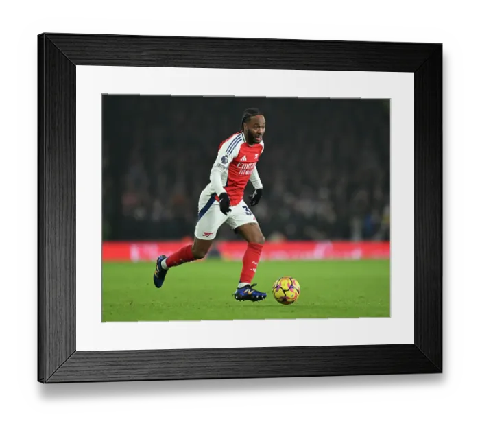 Framed Print : Arsenal FC v Aston Villa FC - Premier League