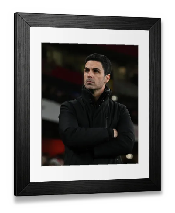 Framed Print : Arsenal FC v Aston Villa FC - Premier League Framed Print : Arsenal FC v Aston Villa FC - Premier League