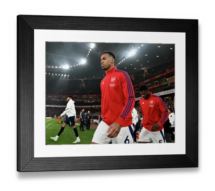 Framed Print : Arsenal FC v Aston Villa FC - Premier League Framed Print : Arsenal FC v Aston Villa FC - Premier League
