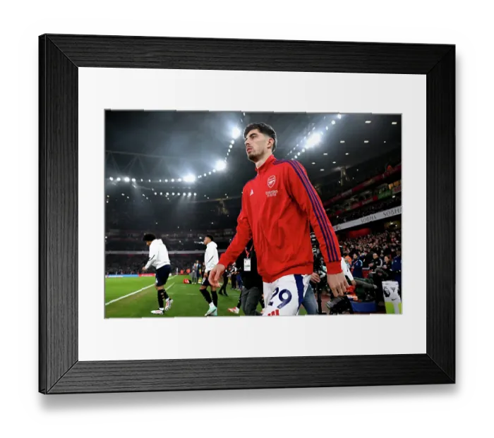 Framed Print : Arsenal FC v Aston Villa FC - Premier League Framed Print : Arsenal FC v Aston Villa FC - Premier League
