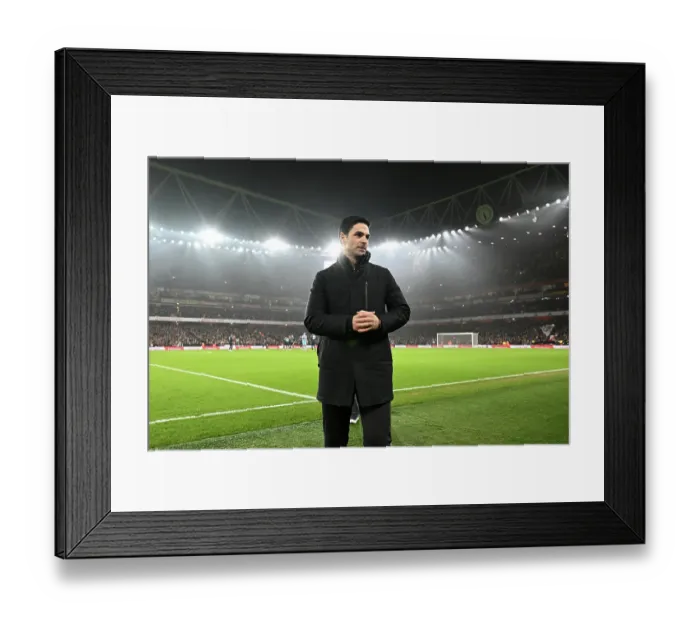 Framed Print : Arsenal FC v Aston Villa FC - Premier League Framed Print : Arsenal FC v Aston Villa FC - Premier League