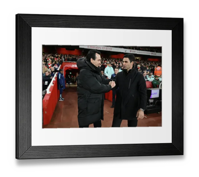 Framed Print : Arsenal FC v Aston Villa FC - Premier League Framed Print : Arsenal FC v Aston Villa FC - Premier League