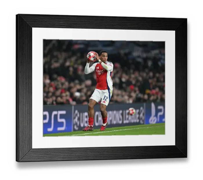 Framed Print : Arsenal FC v GNK Dinamo - UEFA Champions League 2024 / 25 League Phase MD7