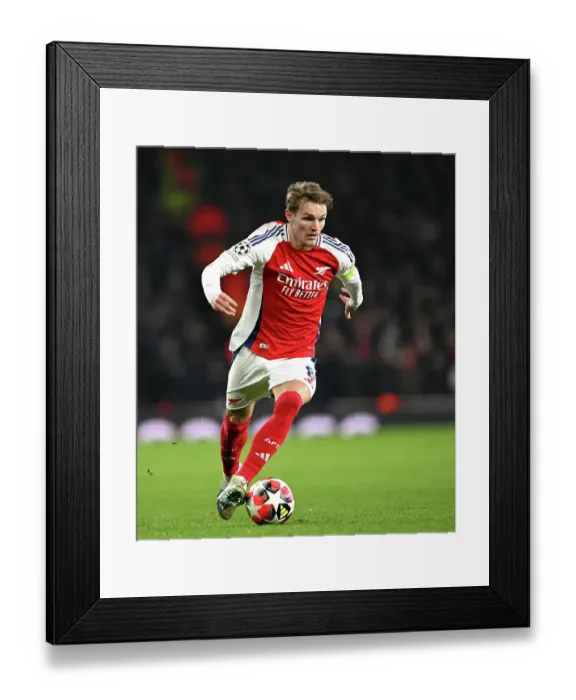 Framed Print : Arsenal FC v GNK Dinamo - UEFA Champions League 2024 / 25 League Phase MD7 Framed Print : Arsenal FC v GNK Dinamo - UEFA Champions League 2024 / 25 League Phase MD7