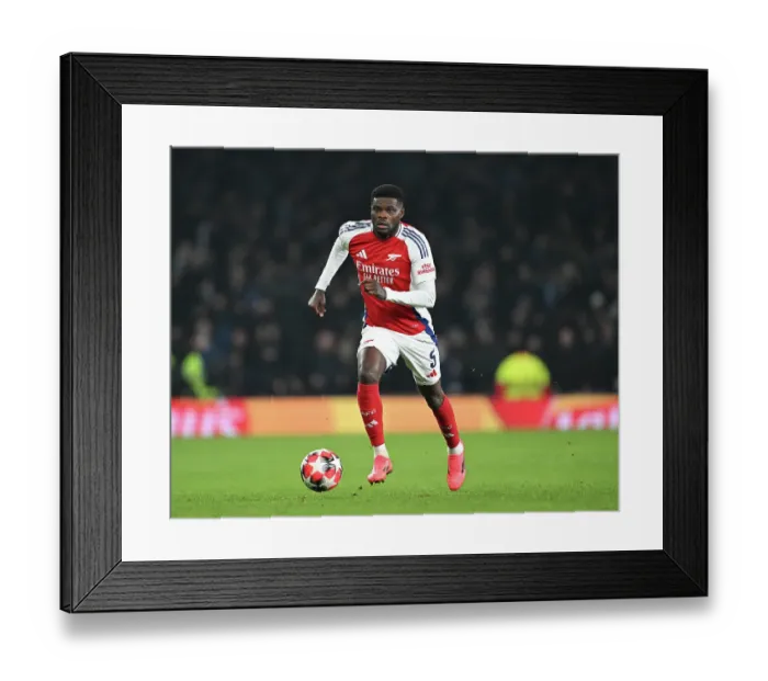 Framed Print : Arsenal FC v GNK Dinamo - UEFA Champions League 2024 / 25 League Phase MD7 Framed Print : Arsenal FC v GNK Dinamo - UEFA Champions League 2024 / 25 League Phase MD7