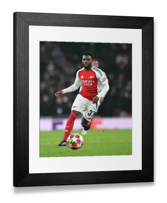Framed Print : Arsenal FC v GNK Dinamo - UEFA Champions League 2024 / 25 League Phase MD7