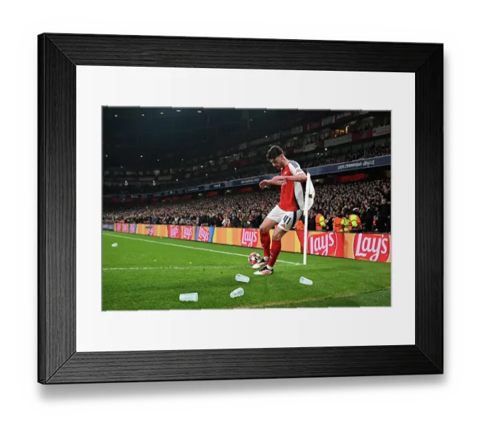 Framed Print : Arsenal FC v GNK Dinamo - UEFA Champions League 2024 / 25 League Phase MD7