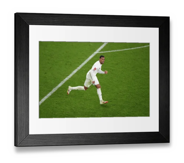 Framed Print : Arsenal v Manchester United - Emirates FA Cup Third Round