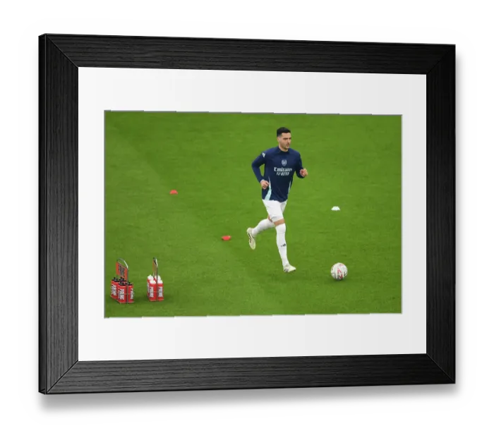 Framed Print : Arsenal v Manchester United - Emirates FA Cup Third Round