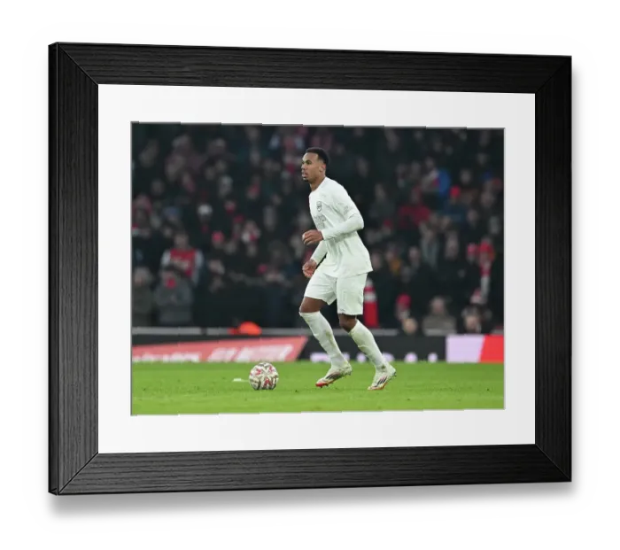 Framed Print : Arsenal v Manchester United - Emirates FA Cup Third Round