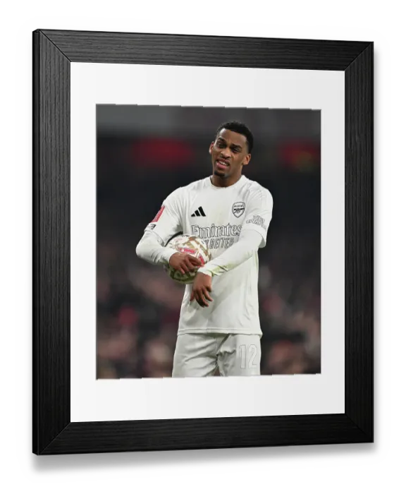 Framed Print : Arsenal v Manchester United - Emirates FA Cup Third Round