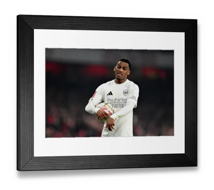 Framed Print : Arsenal v Manchester United - Emirates FA Cup Third Round Framed Print : Arsenal v Manchester United - Emirates FA Cup Third Round