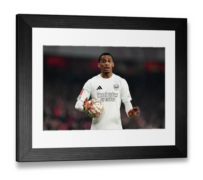 Framed Print : Arsenal v Manchester United - Emirates FA Cup Third Round Framed Print : Arsenal v Manchester United - Emirates FA Cup Third Round